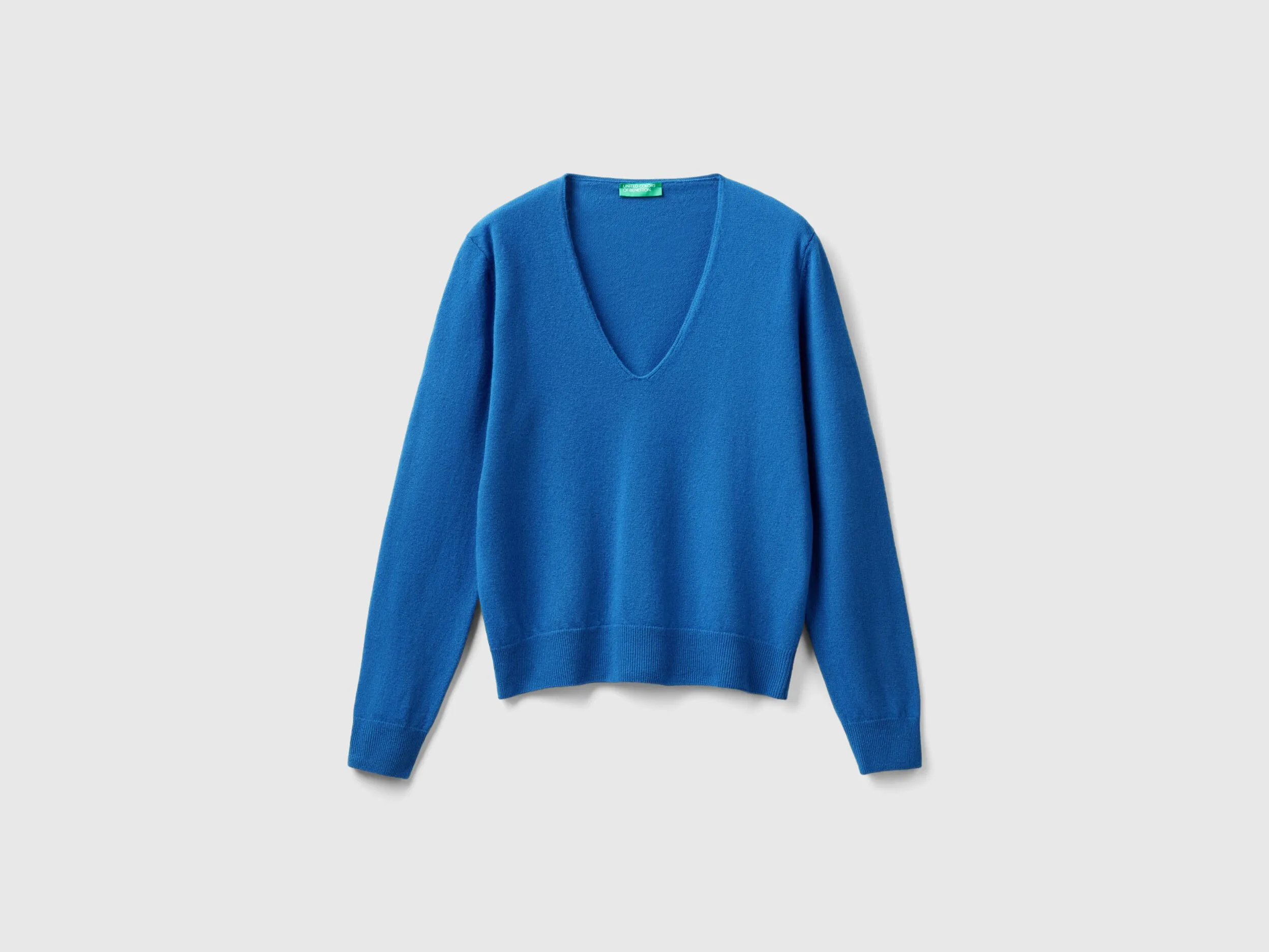 Air force blue V-neck sweater in pure Merino wool - Air Force Blue | Benetton