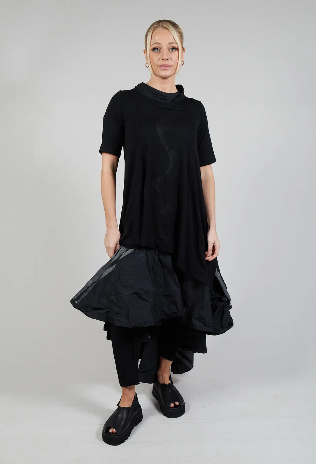 Jeka Tunic in Black