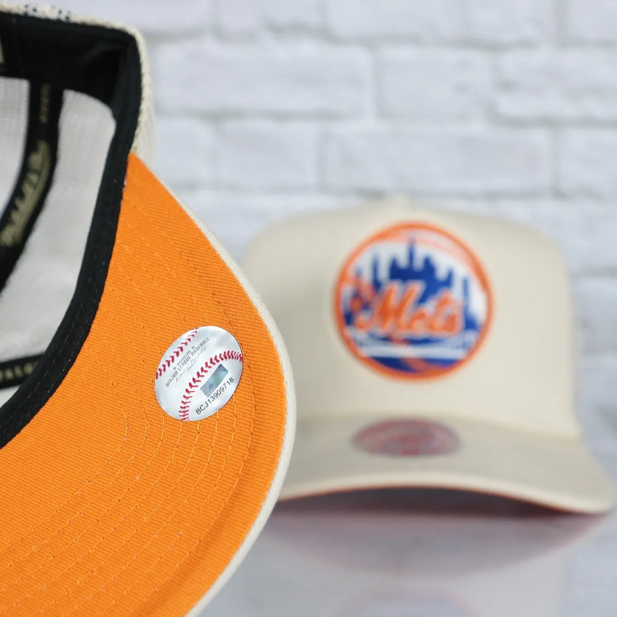 New York Mets Cooperstown Evergreen Pro Orange bottom | Off White Trucker Hat