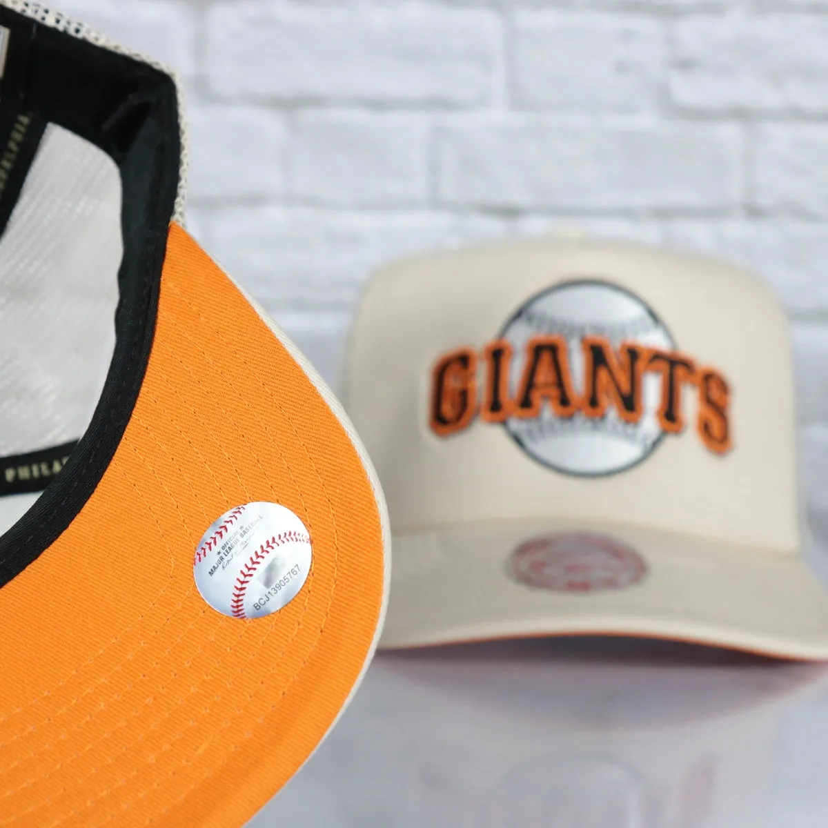 San Francisco Giants Cooperstown Evergreen Pro Orange bottom | Off White Trucker Hat