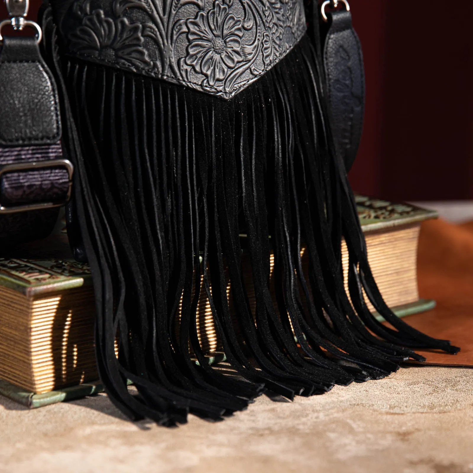 WG63-G8360 Wrangler Vintage Floral Embossed Fringe Crossbody